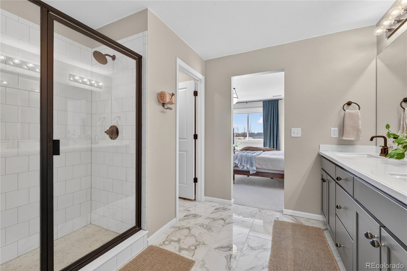 949 N Undergrove Way Aurora CO 80018