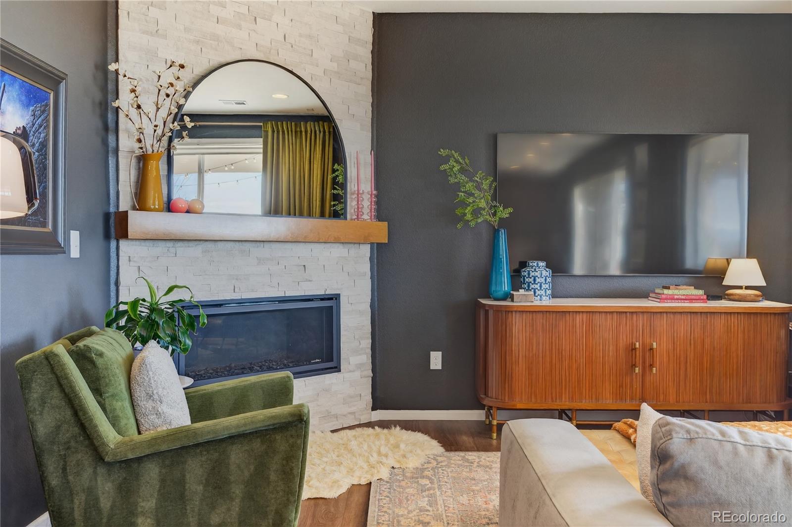 949 N Undergrove Way Aurora CO 80018