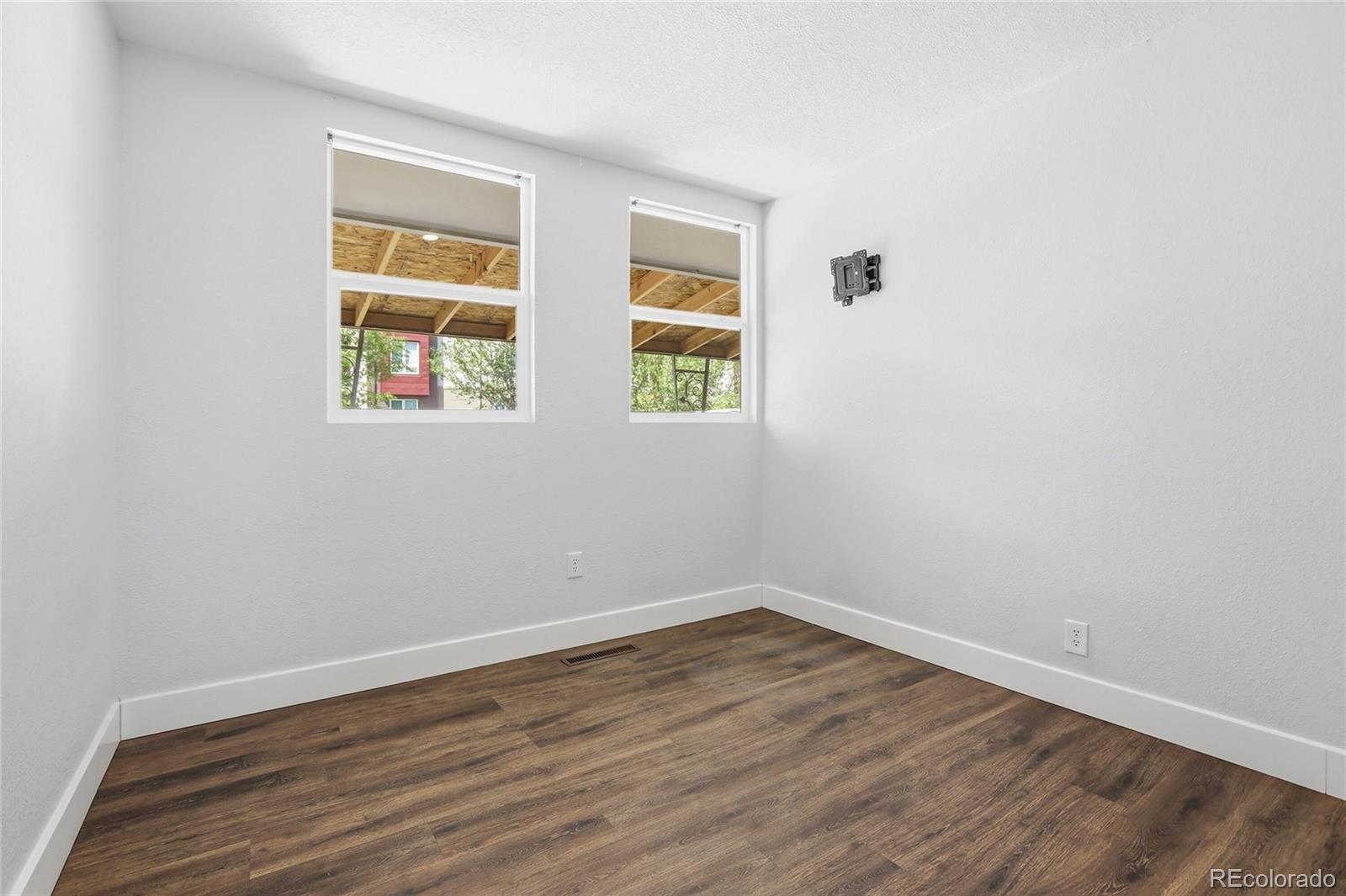 81 Bowie Court Denver CO 80221