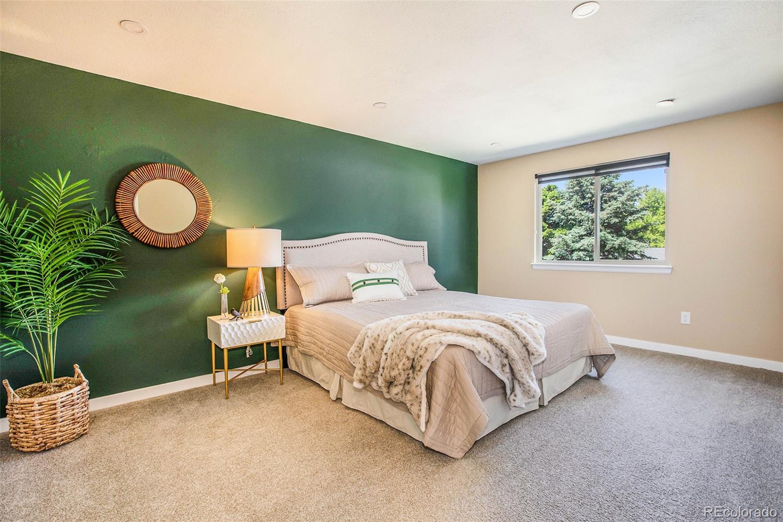 8131 S Estes Street Littleton CO 80128