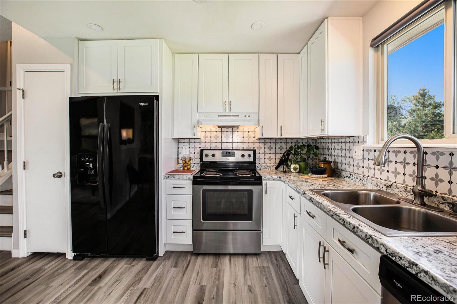 8131 S Estes Street Littleton CO 80128