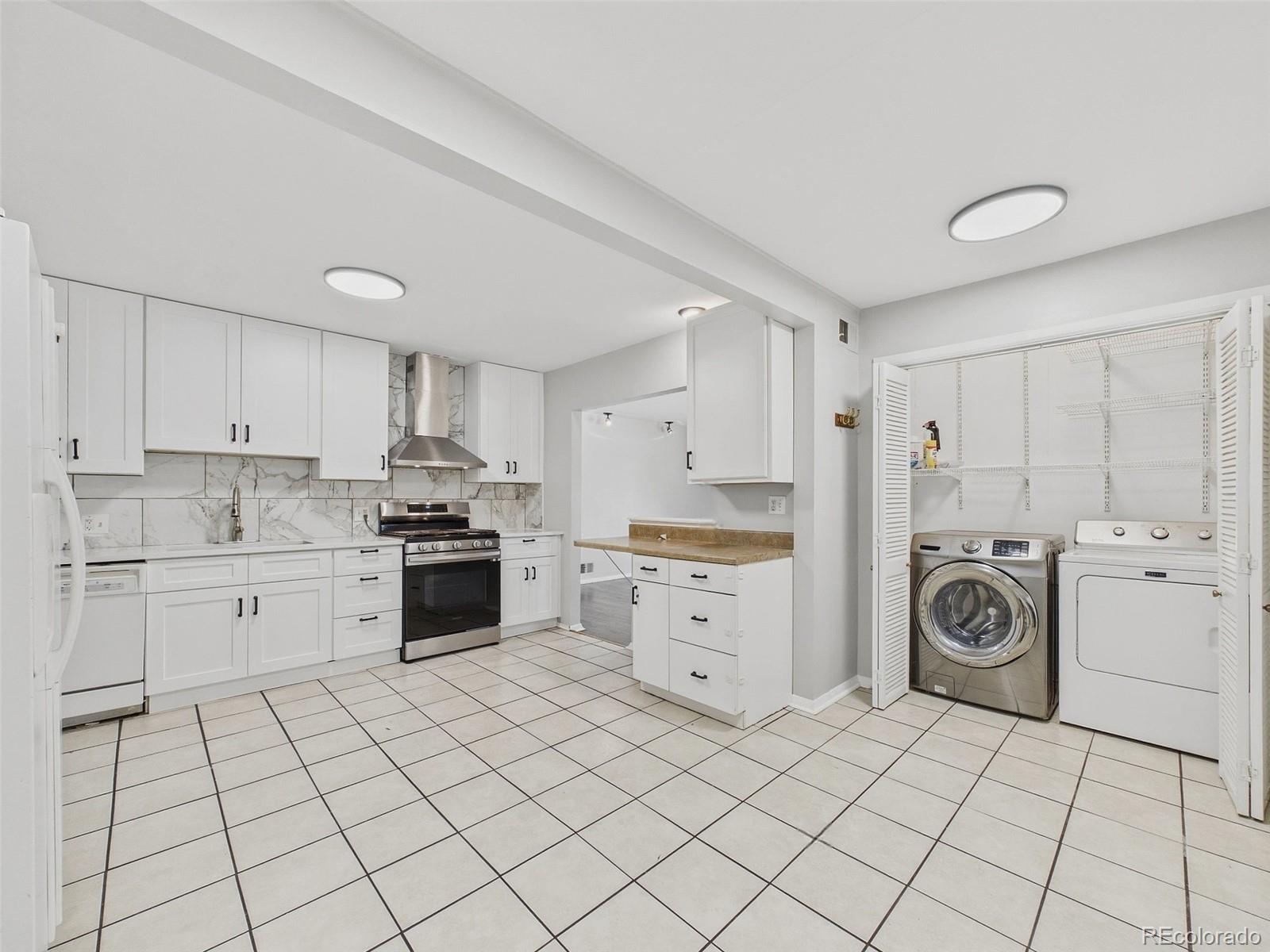 1081 S Knox Court Denver CO 80219