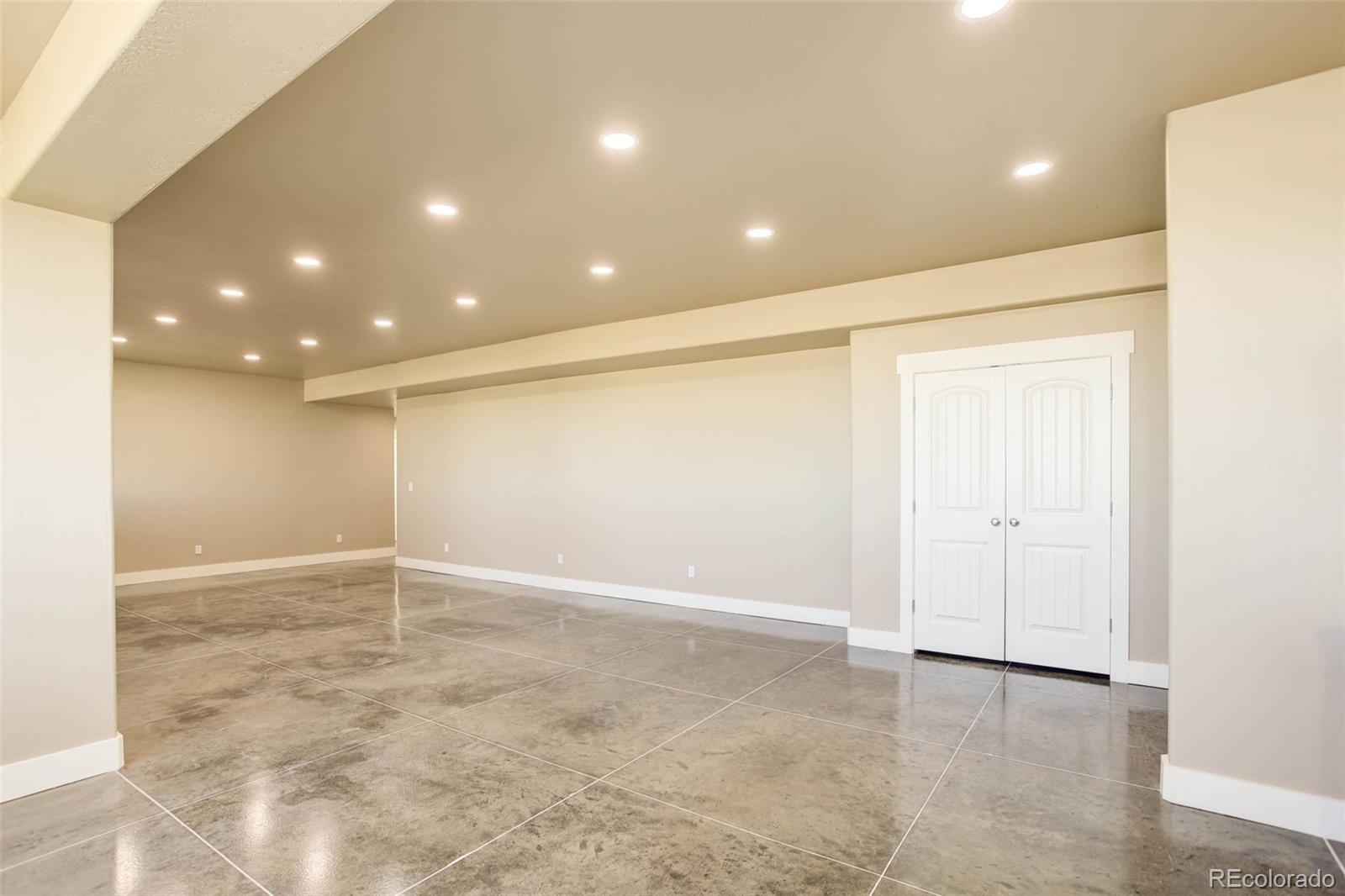 45425 Wolf Creek Drive Bennett CO 80102