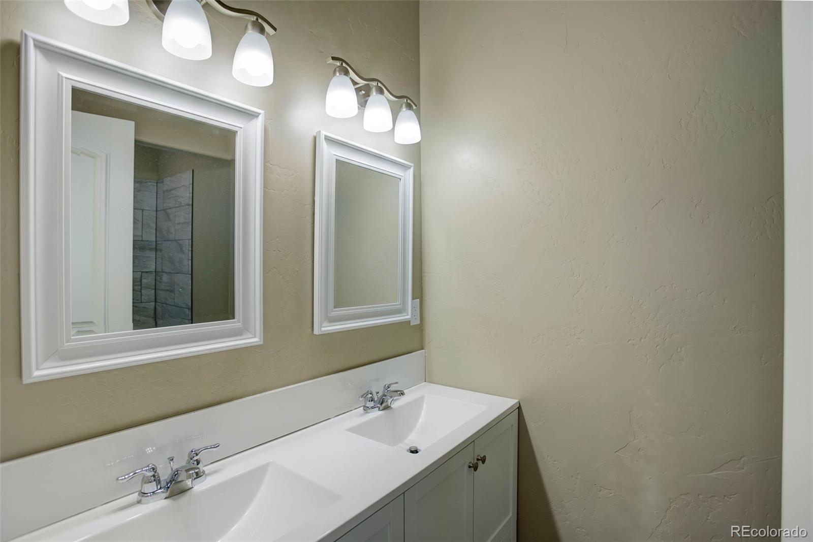 45425 Wolf Creek Drive Bennett CO 80102