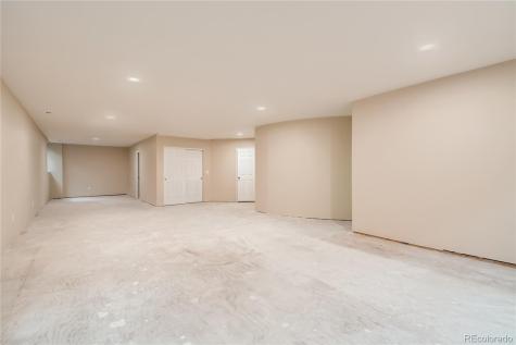 6598 S Telluride Street Aurora CO 80016