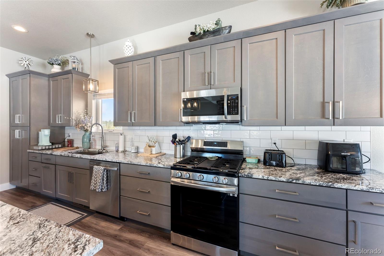 489 Duesouth Road Florissant CO 80816