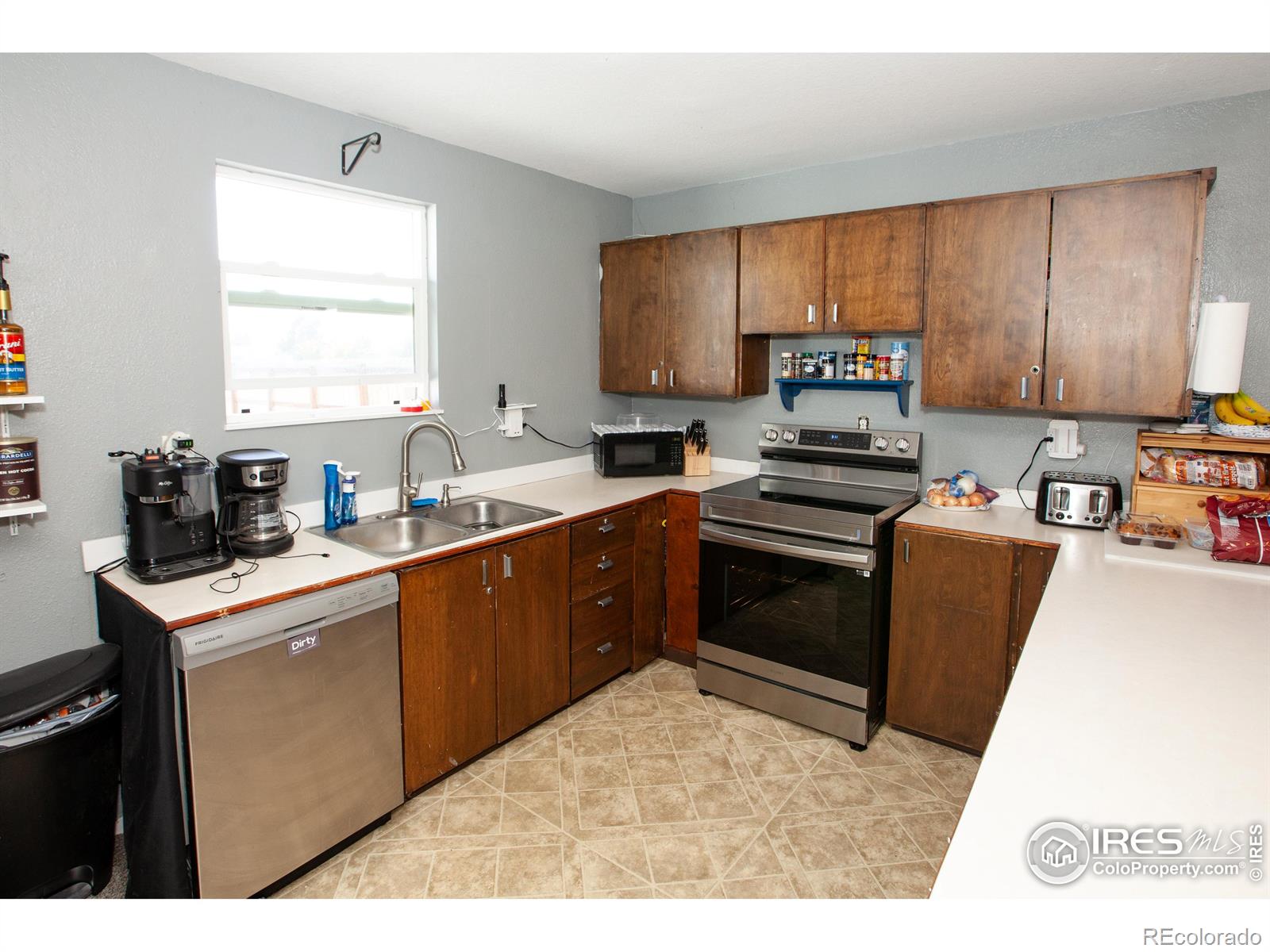 731 Douglas Street Sterling CO 80751