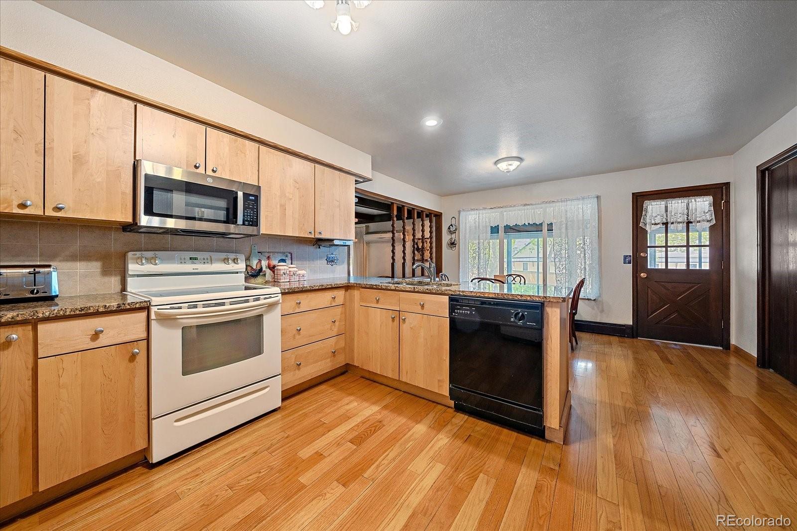 3121 Oak Street Lakewood CO 80215