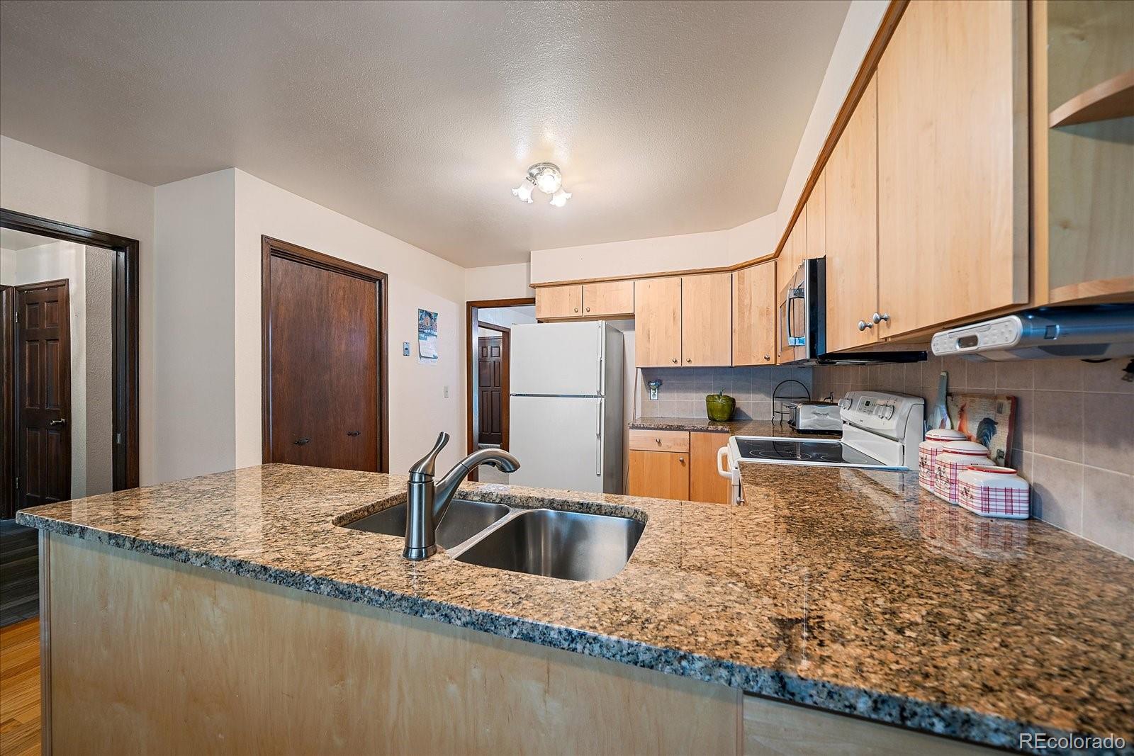3121 Oak Street Lakewood CO 80215