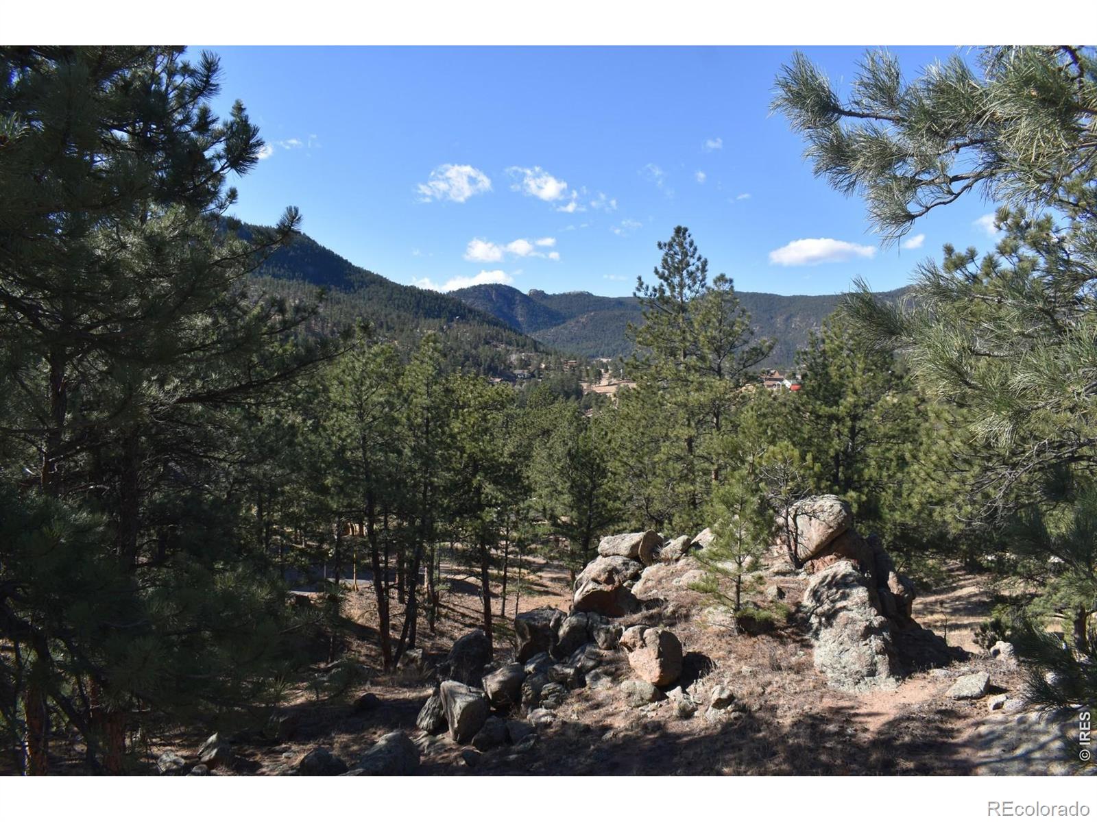 1477 Kiowa Road Lyons CO 80540