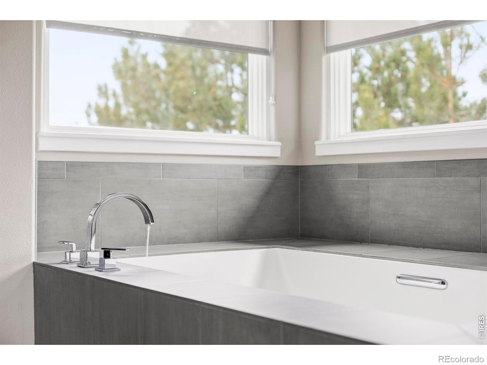 8528 Skyland Drive Niwot CO 80503