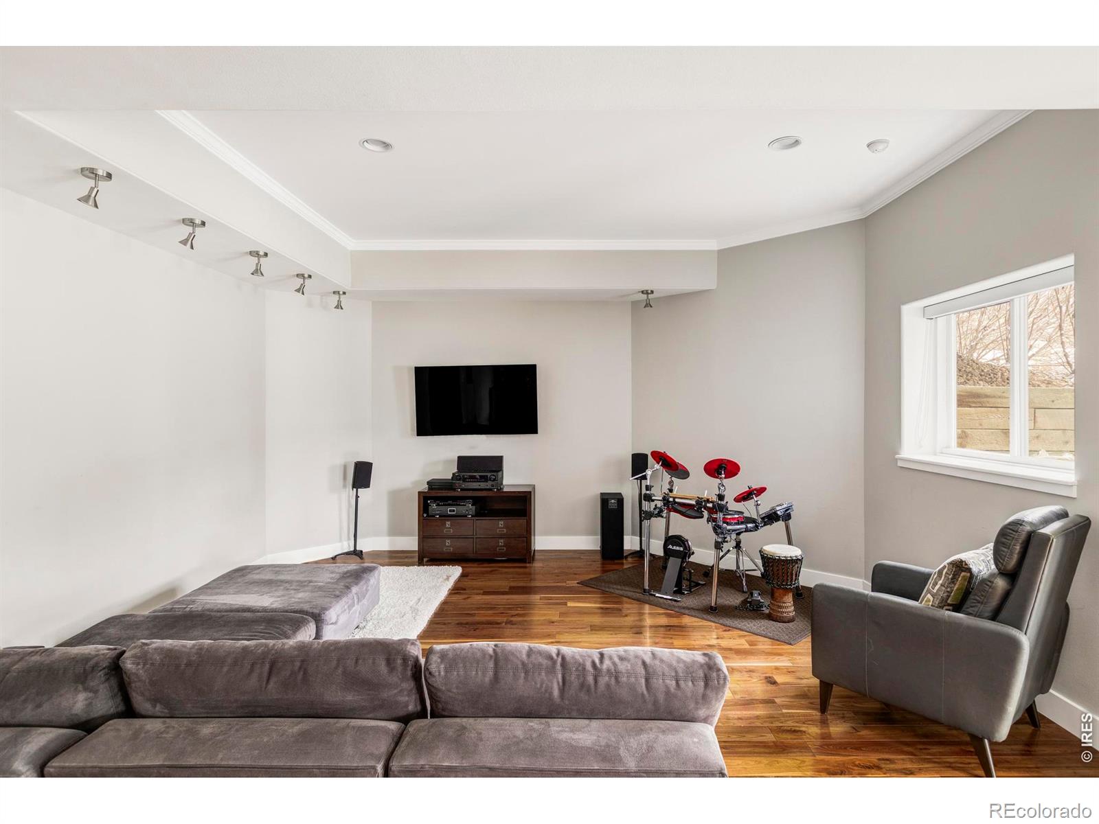 8528 Skyland Drive Niwot CO 80503