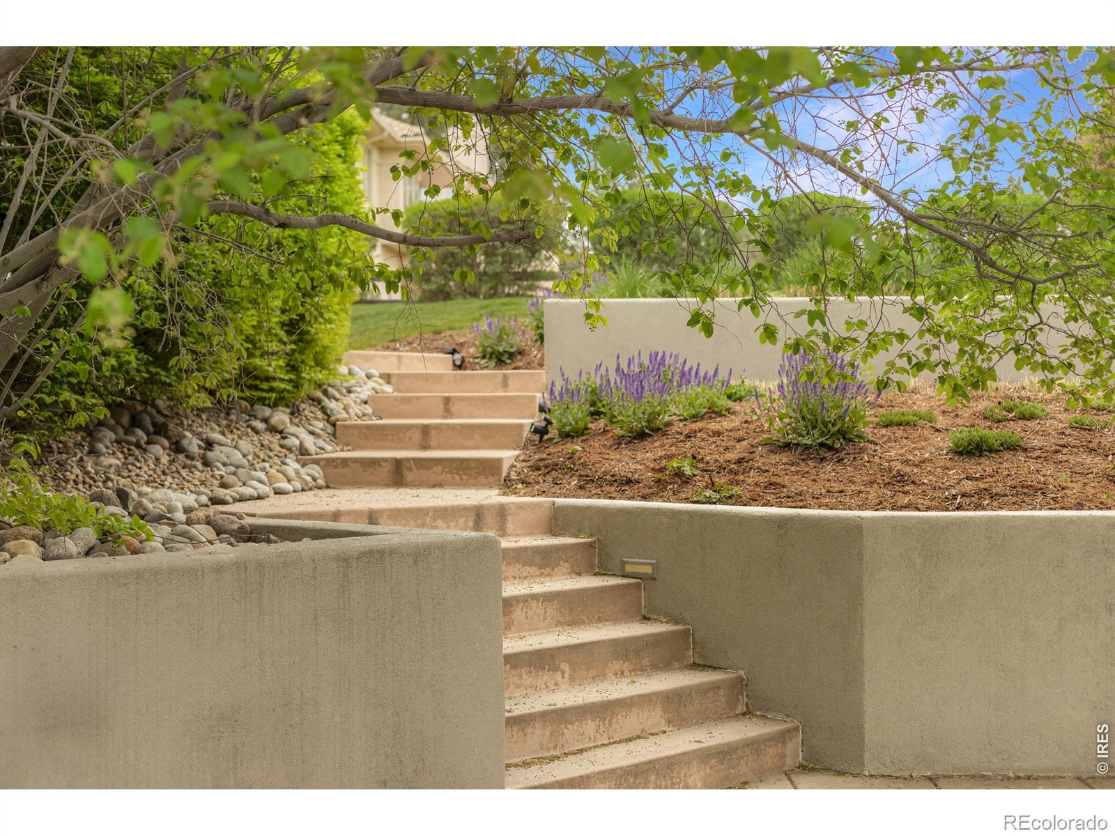 8528 Skyland Drive Niwot CO 80503