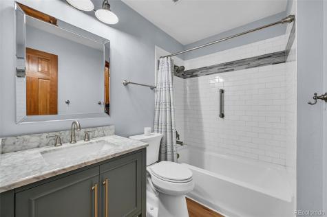 5877 S Lisbon Way Centennial CO 80015