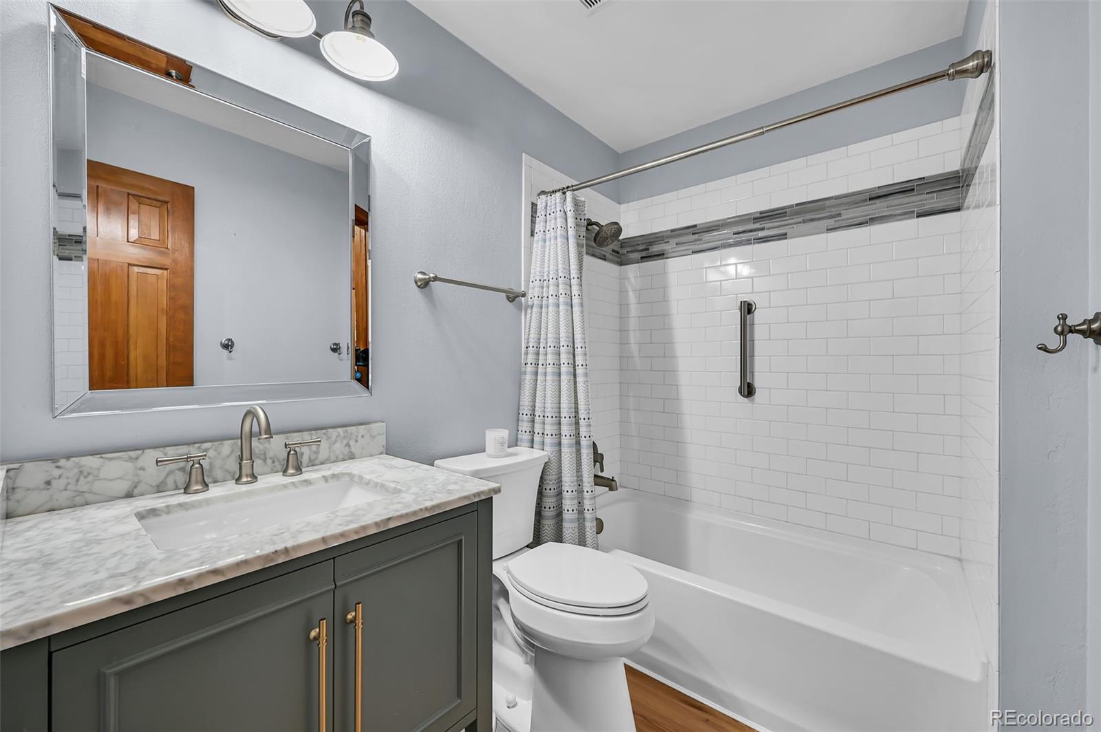 5877 S Lisbon Way Centennial CO 80015