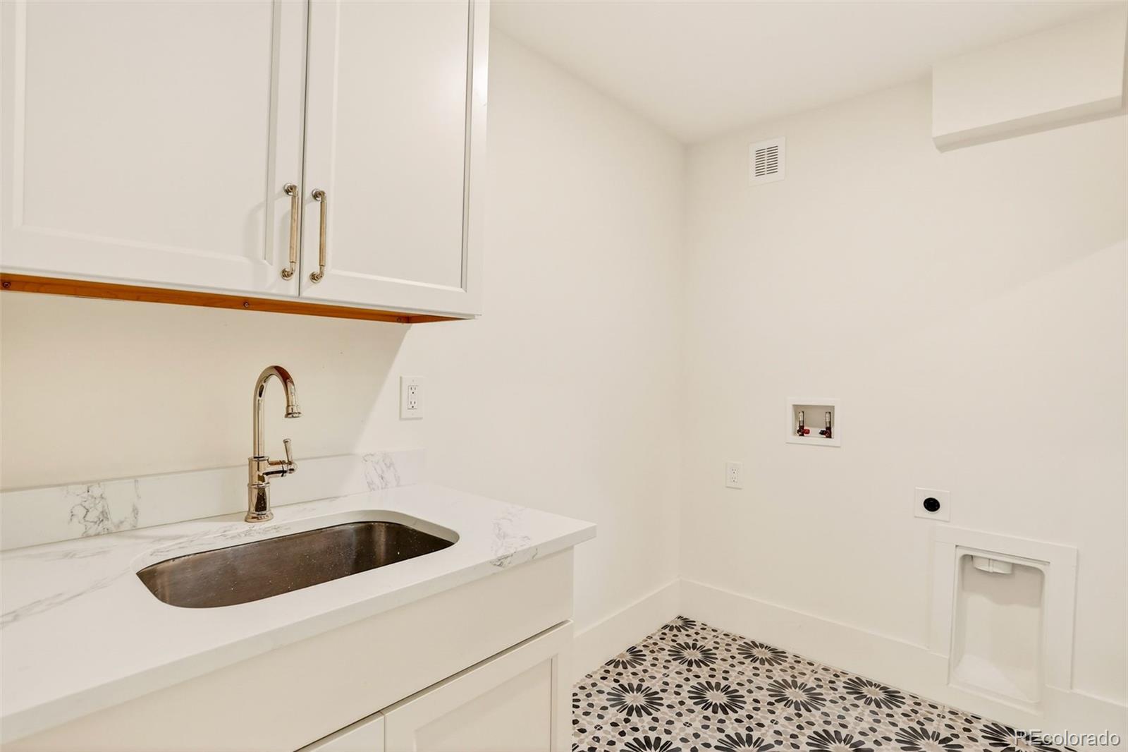250 Ash Street Denver CO 80220