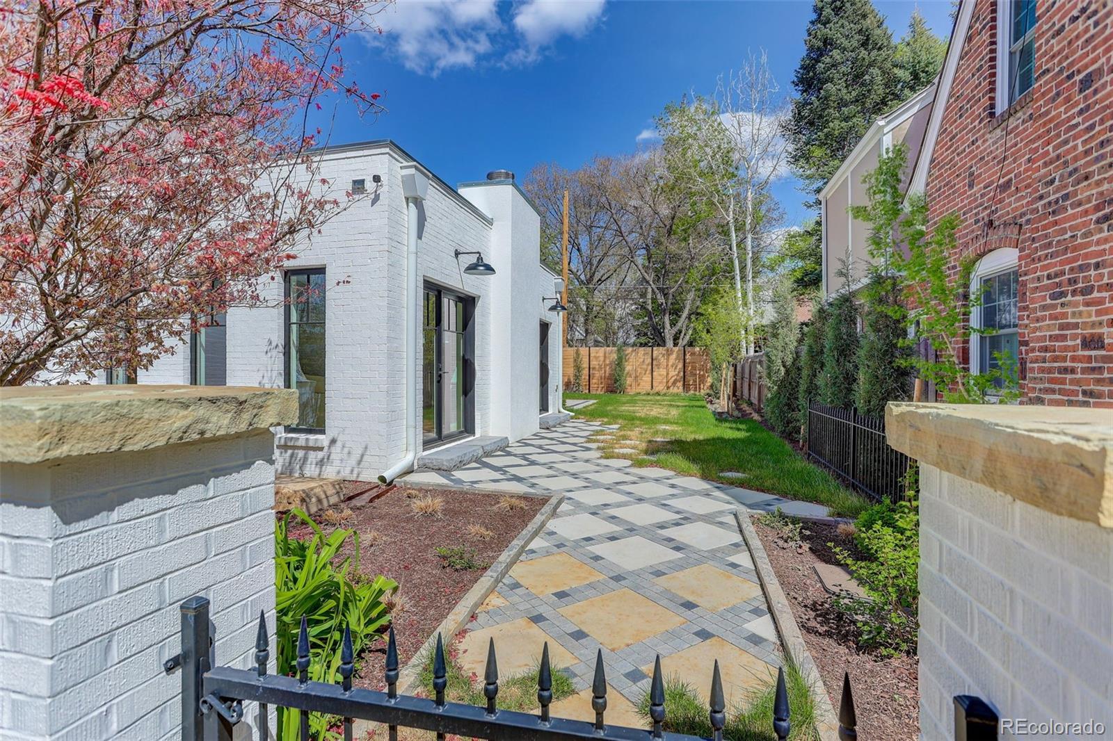 250 Ash Street Denver CO 80220