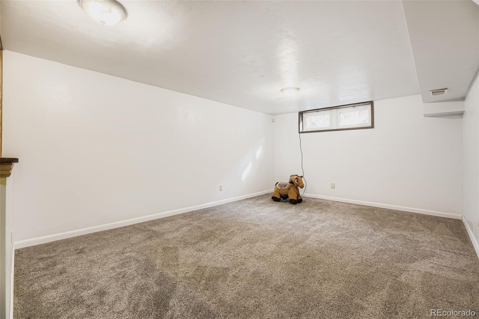 1385 S Vrain Way Denver CO 80219