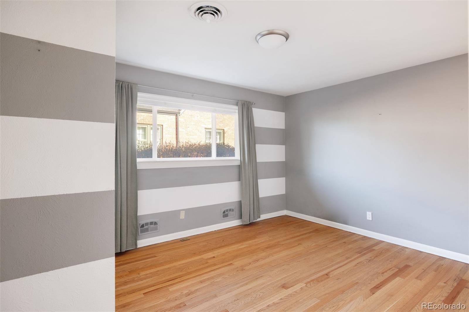4915 N Elm Court Denver CO 80221