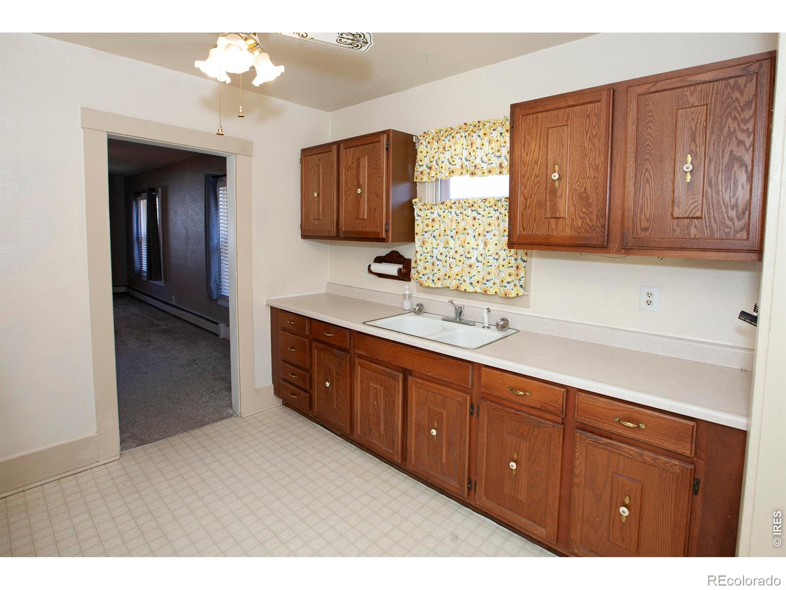 323 Cleveland Street Sterling CO 80751