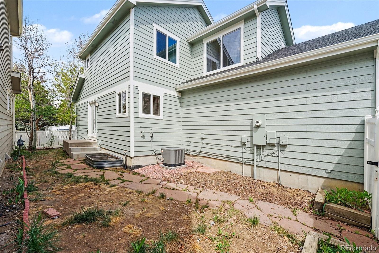 17052 E Wyoming Drive Aurora CO 80017