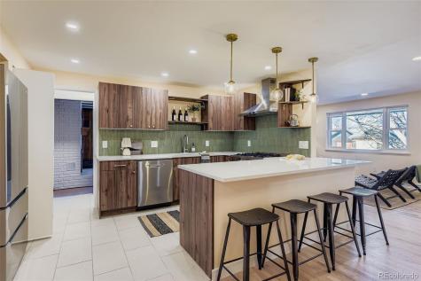 4264 W Radcliff Avenue Denver CO 80236