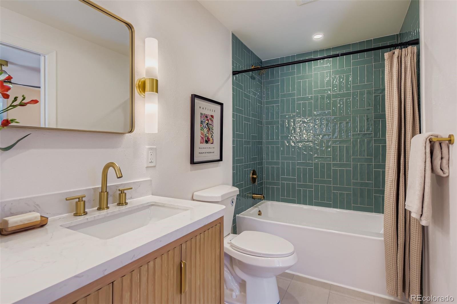 4264 W Radcliff Avenue Denver CO 80236