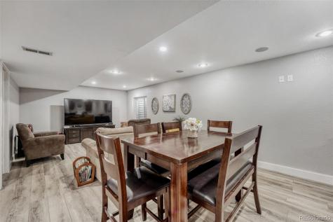 6086 S Ukraine Street Aurora CO 80015