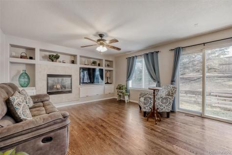 6086 S Ukraine Street Aurora CO 80015