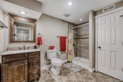 6086 S Ukraine Street Aurora CO 80015