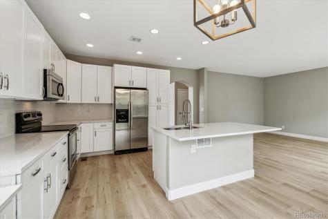 2506 S Flanders Court Aurora CO 80013