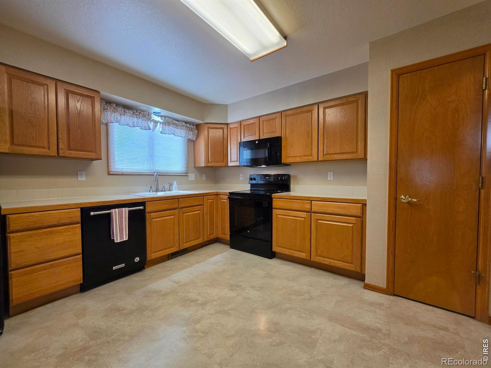 1526 Tulip Court Longmont CO 80501