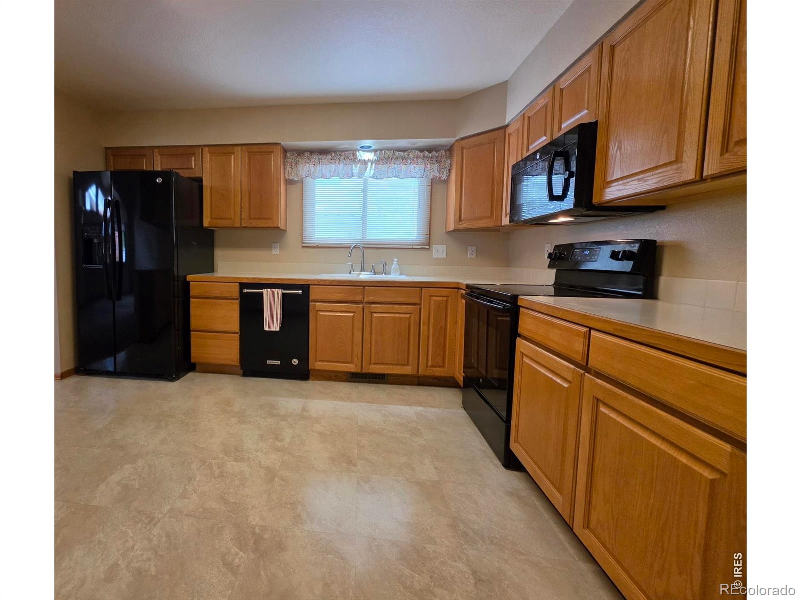 1526 Tulip Court Longmont CO 80501