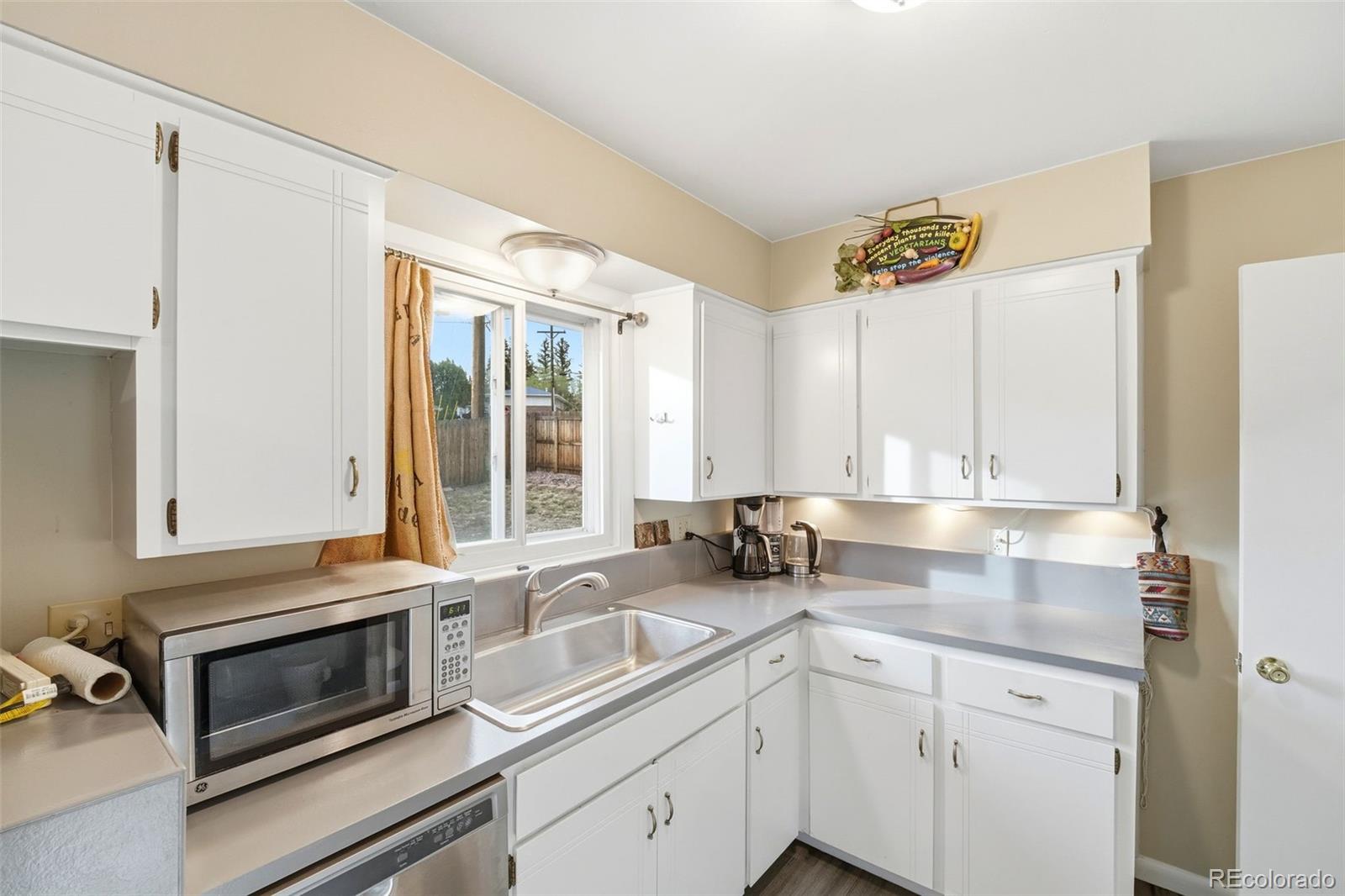 3712 Sheffield Lane Colorado Springs CO 80907