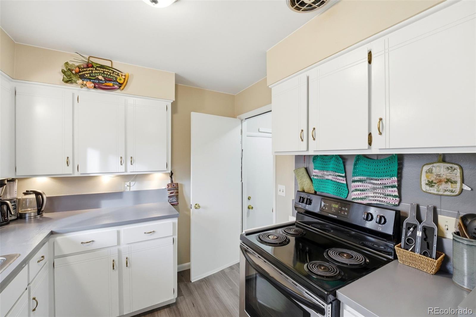 3712 Sheffield Lane Colorado Springs CO 80907