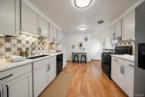 593 E Amherst Place Englewood CO 80113
