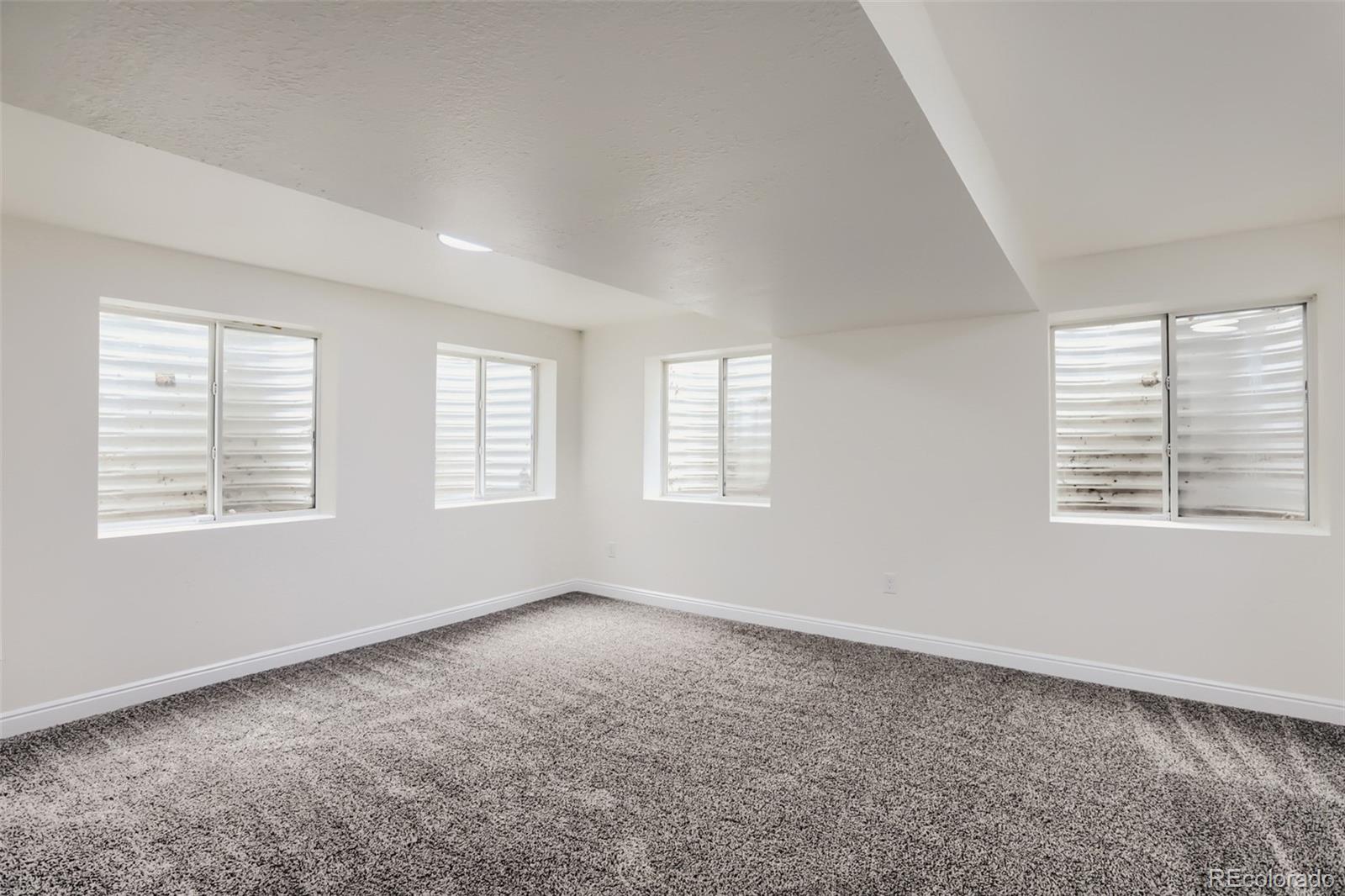 676 Hedgerow Way Brighton CO 80601