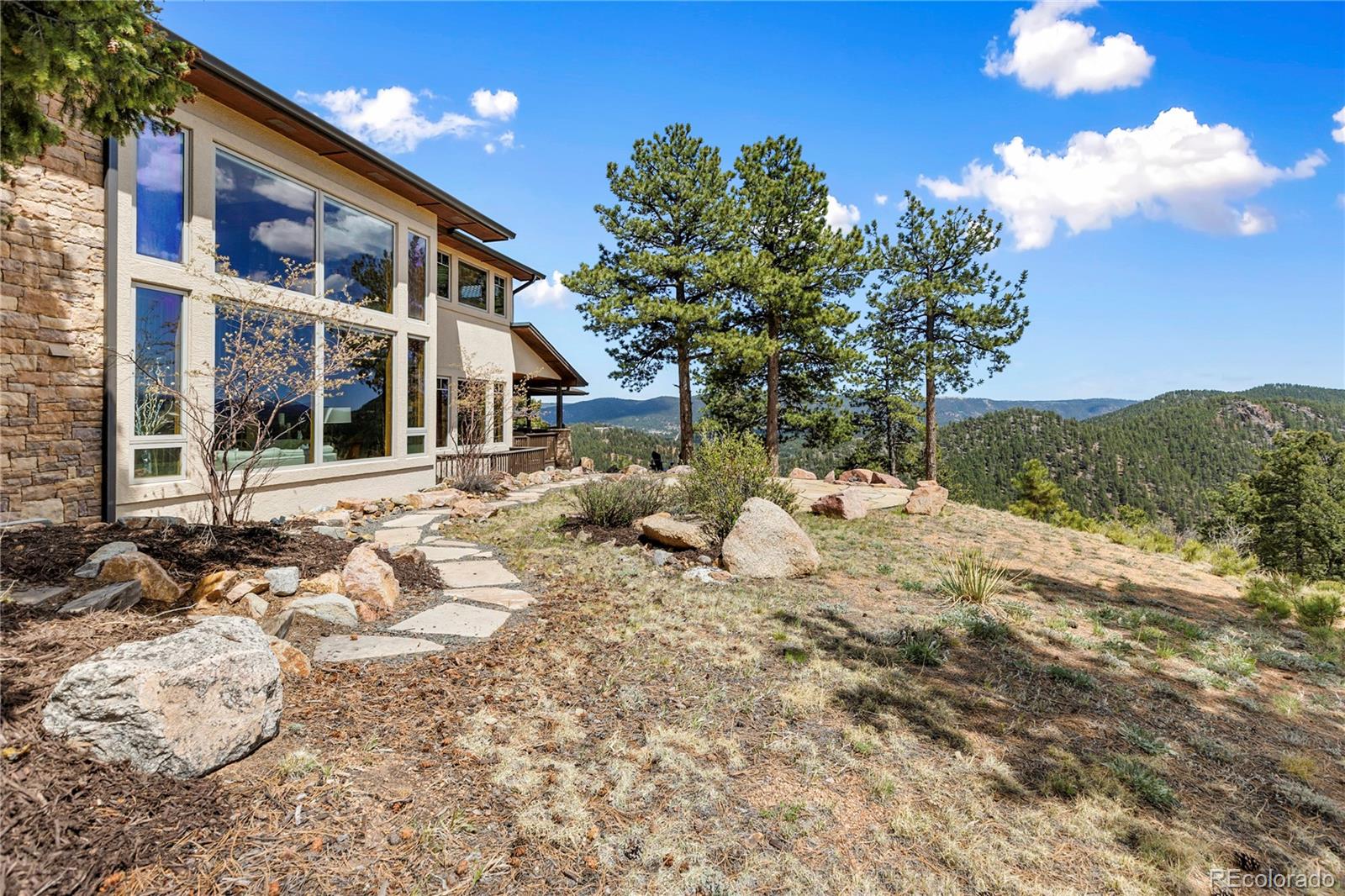 368 Patricia Mews Woodland Park CO 80863