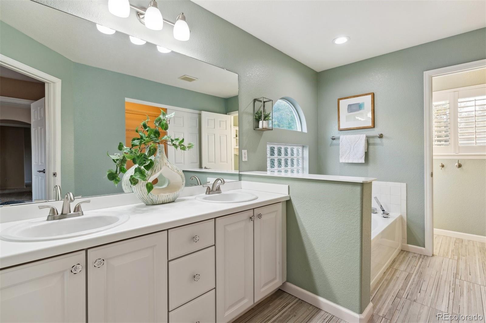 4922 Ashbrook Circle Highlands Ranch CO 80130