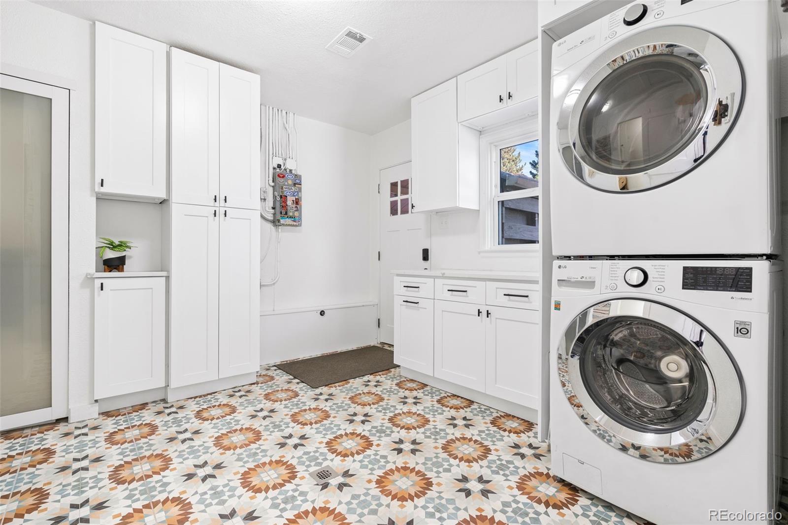 1600 Balsam Street Lakewood CO 80214