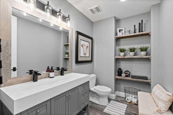 15295 E Cherry Creek Road Larkspur CO 80118