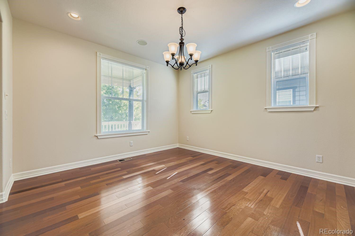 4927 S Addison Way Aurora CO 80016