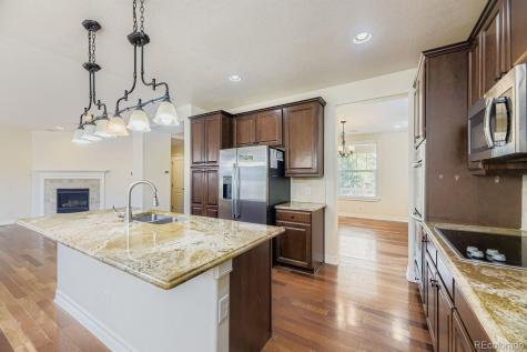 4927 S Addison Way Aurora CO 80016