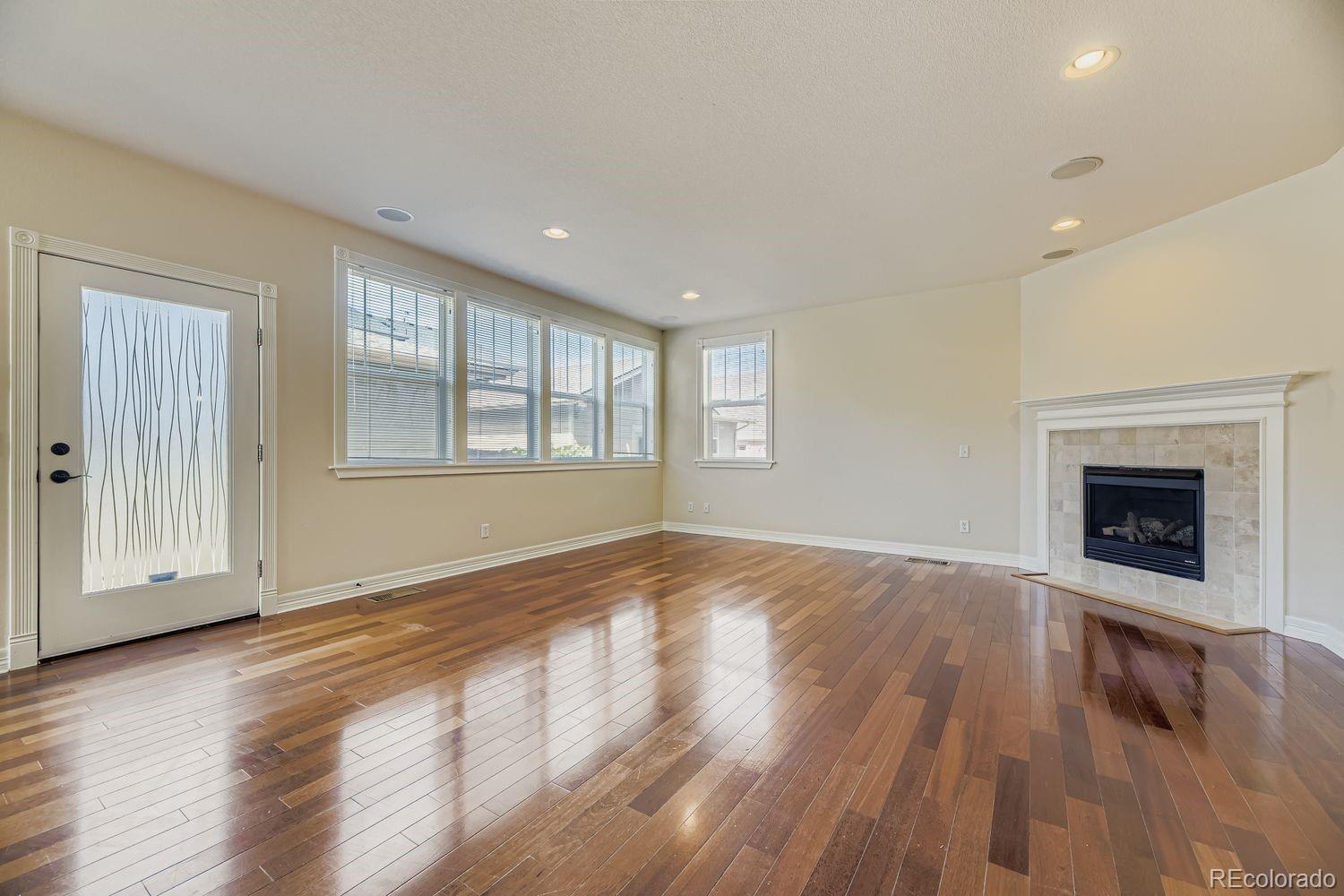 4927 S Addison Way Aurora CO 80016