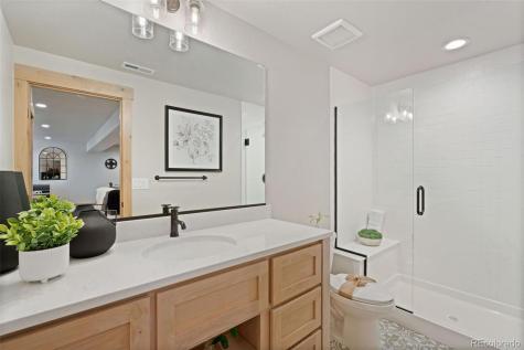 3661 N Buchanan Court Aurora CO 80019