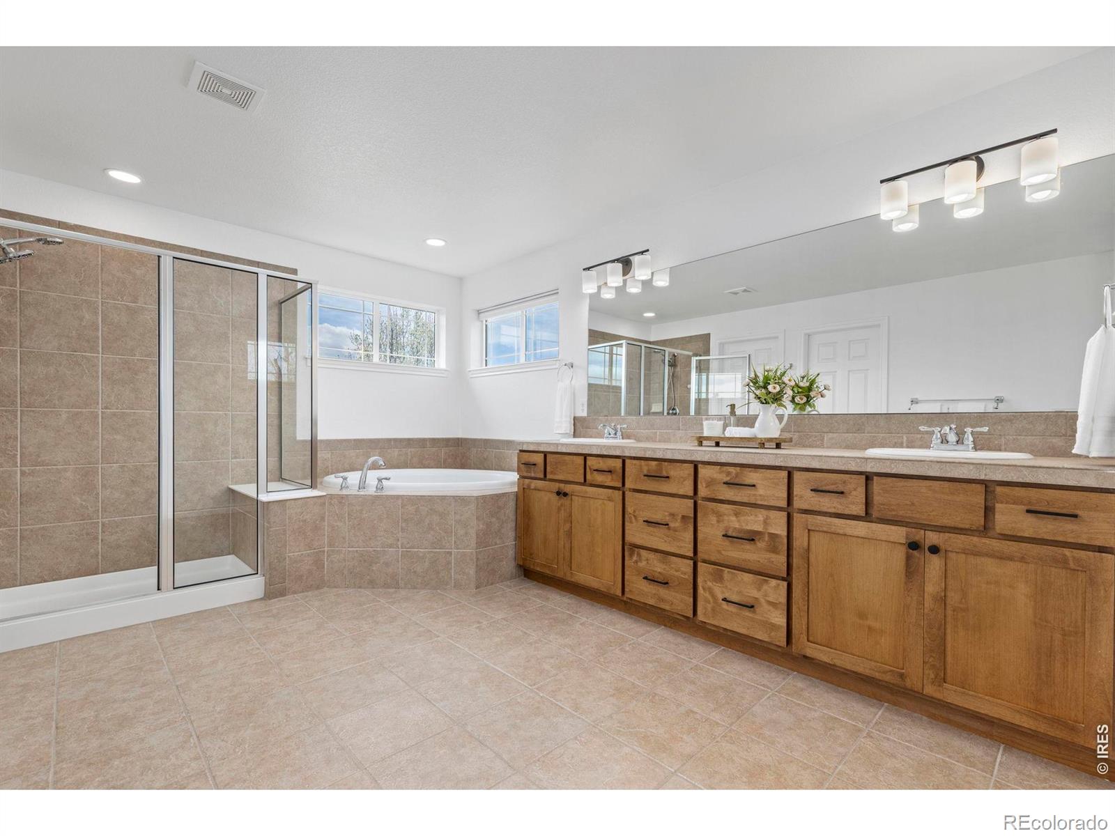 1833 Cheyenne Court Lafayette CO 80026