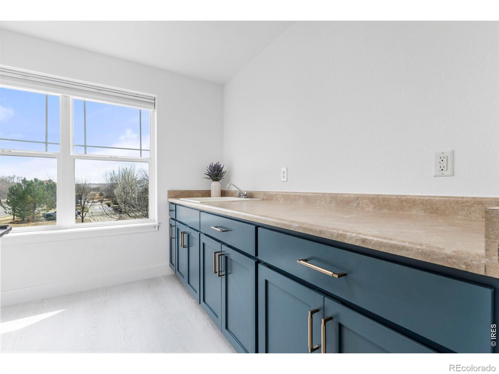 1833 Cheyenne Court Lafayette CO 80026