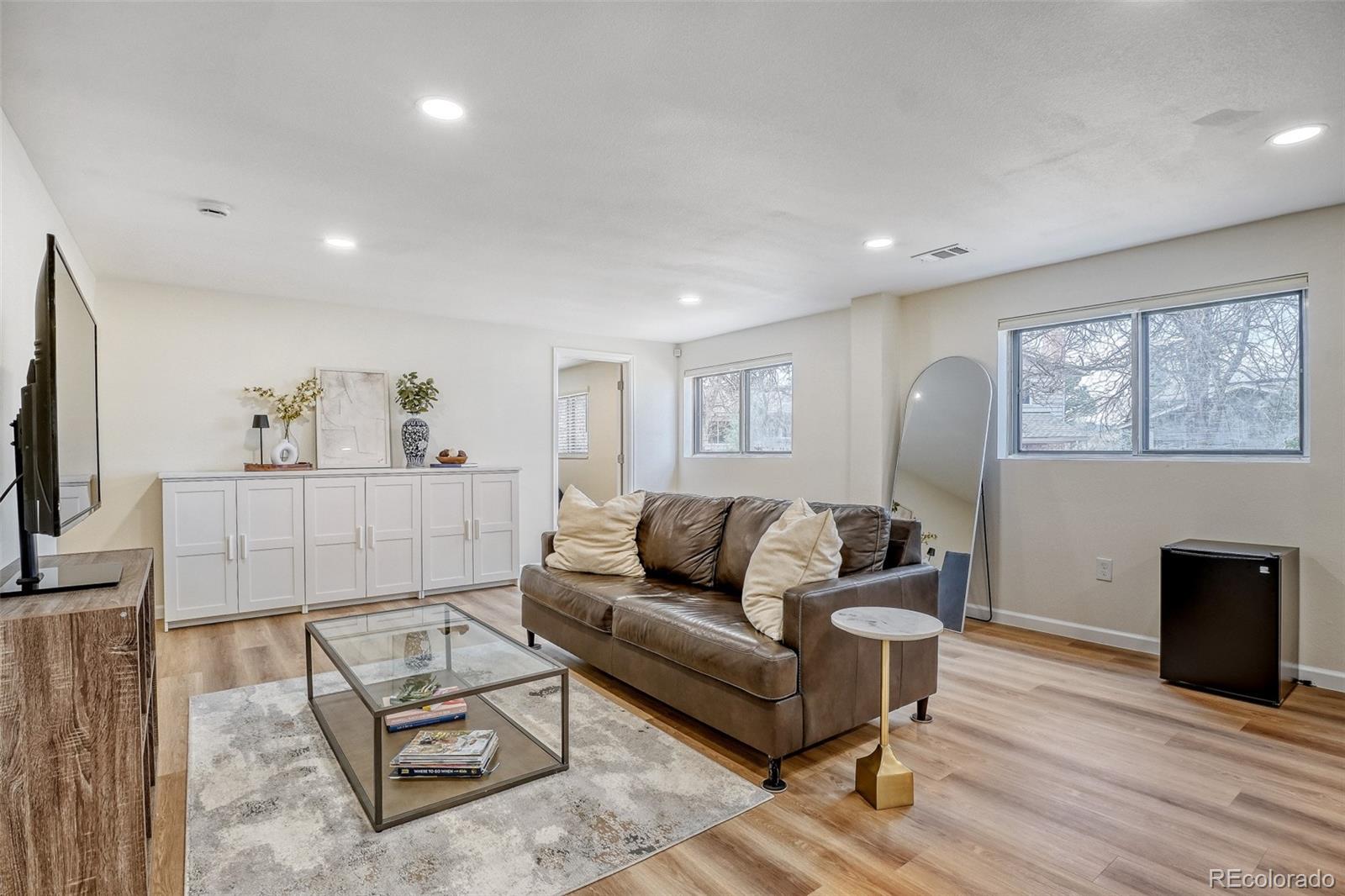 2923 S Reading Court Denver CO 80231