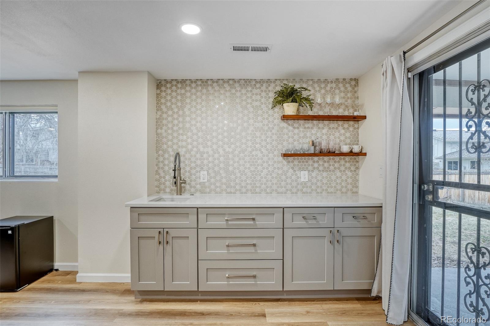 2923 S Reading Court Denver CO 80231