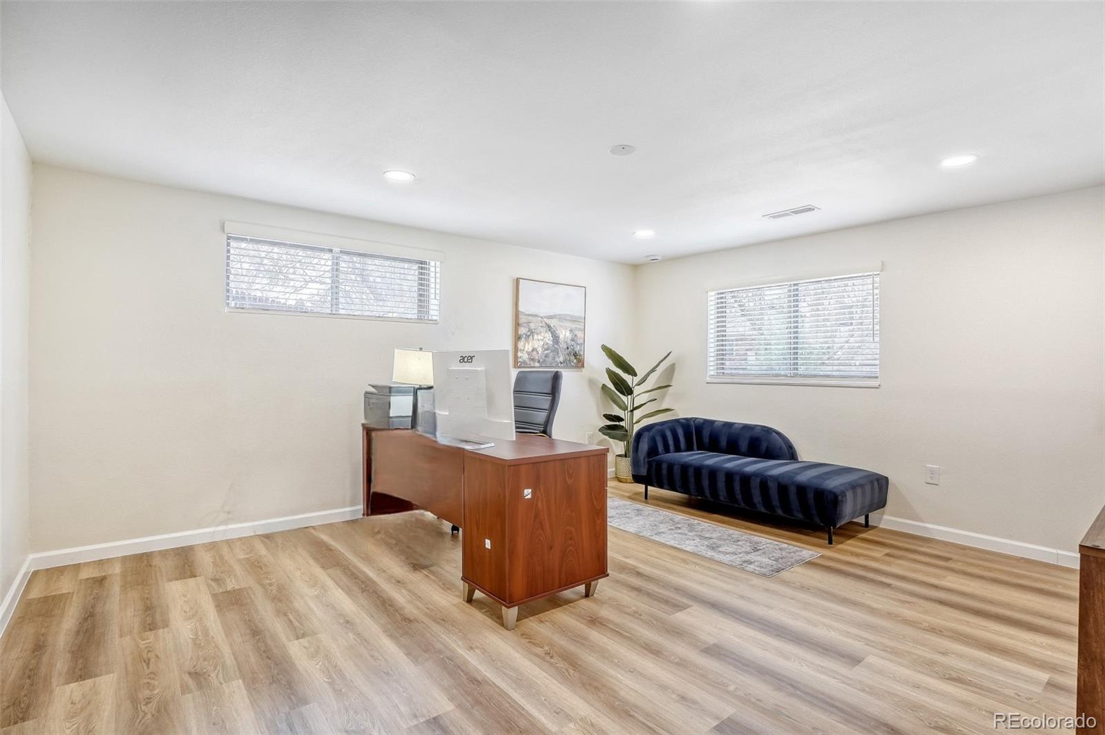 2923 S Reading Court Denver CO 80231